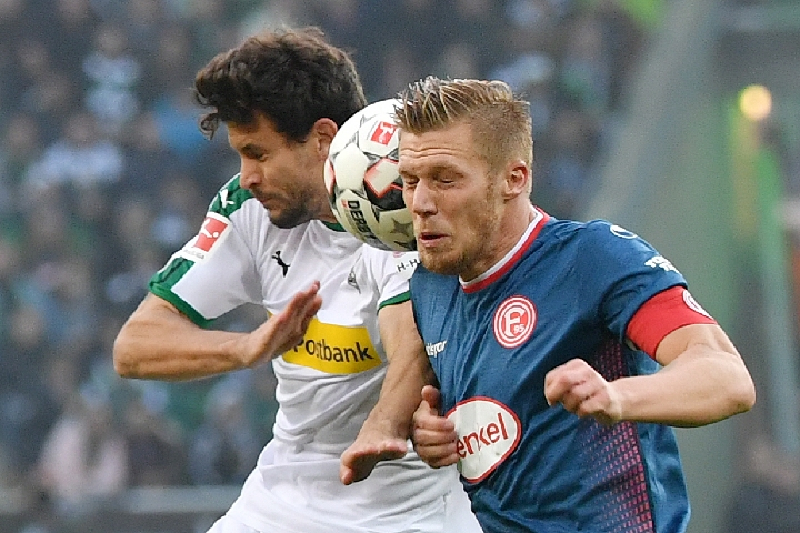 使得他们在 使得他们在