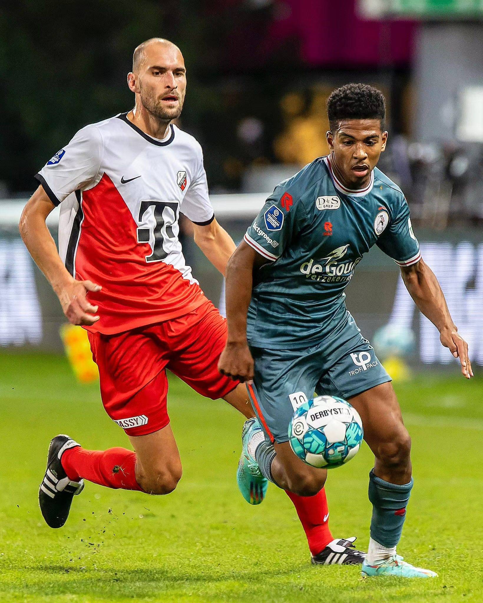 依旧保持高 依旧保持高